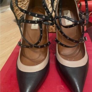 Valentino Garavani Women's Leather White Ankle Strap Pumps Shoes